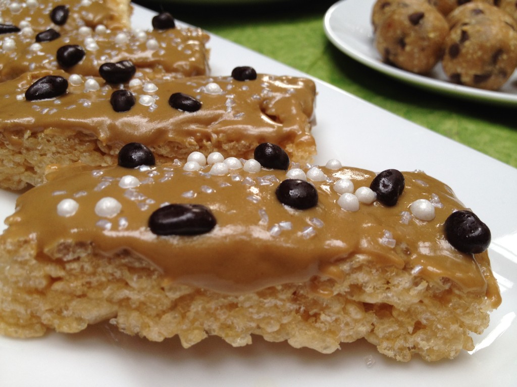 Moni Brown Rice Crispy Bars with Nut Butter Topping