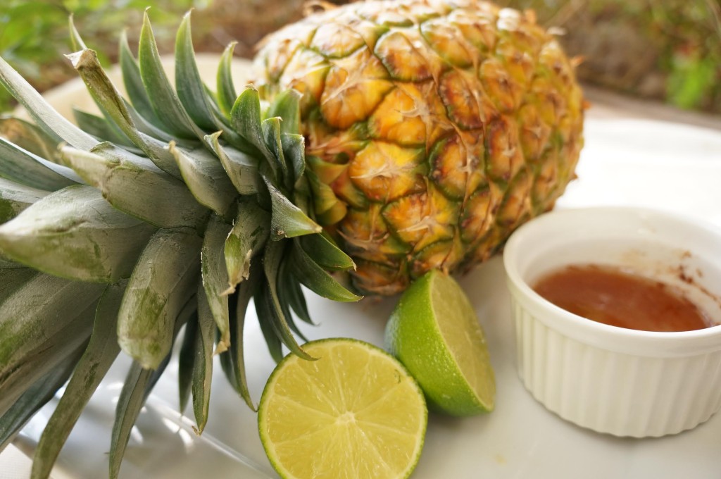 Grilled Pineapple with Coconut Cream